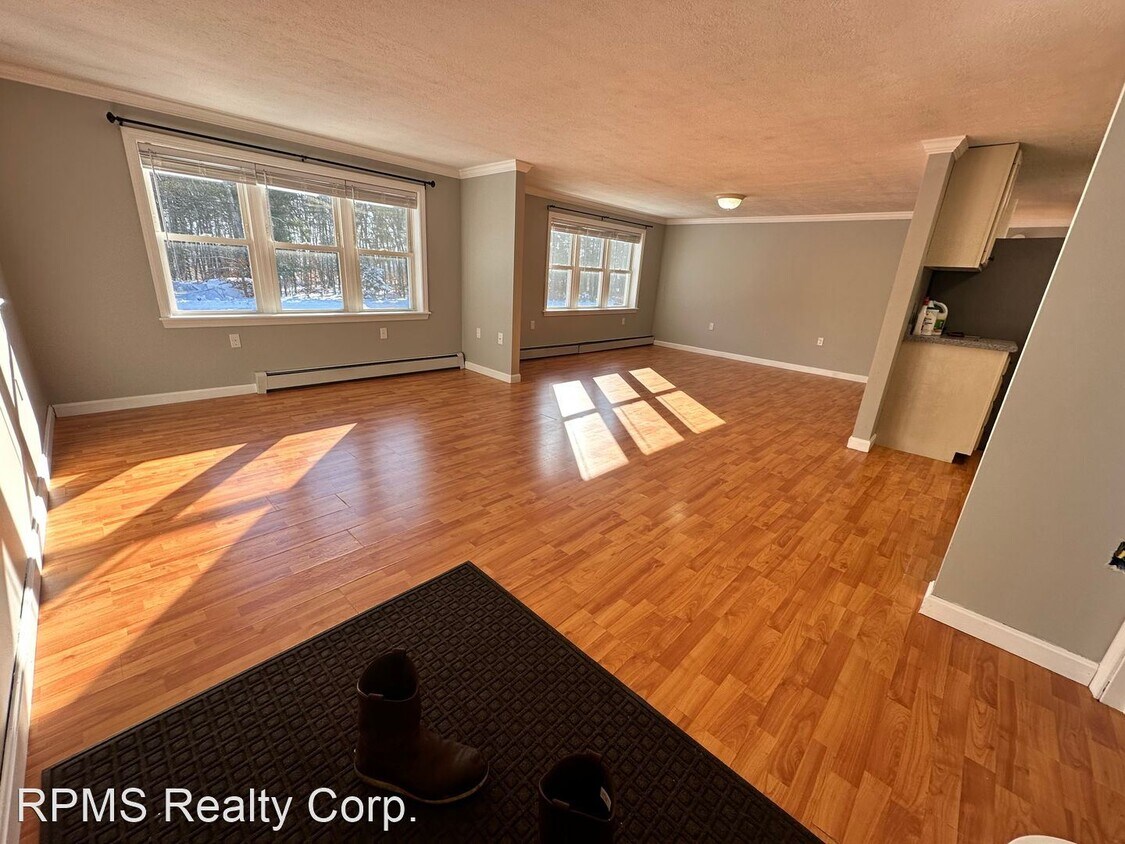Primary Photo - 2 br, 1 bath House - 40 Blackstrap Rd Apt A