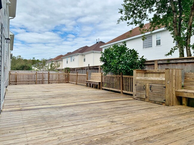 Building Photo - Ready 01-21-25! Fenced Yard! 2-Car Garage!...