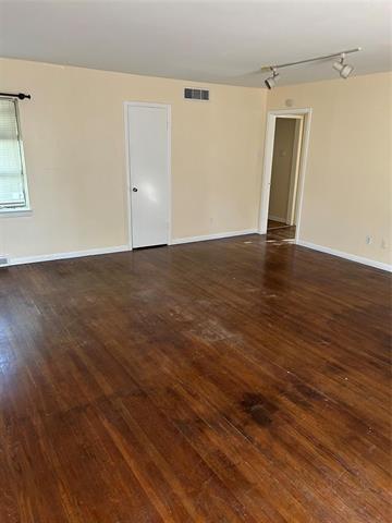 Building Photo - 9795 Twin Creek Cir
