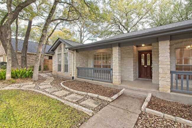 Building Photo - 140 Canyon Rd