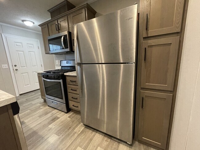 Foto del edificio - 38053 Orleans St