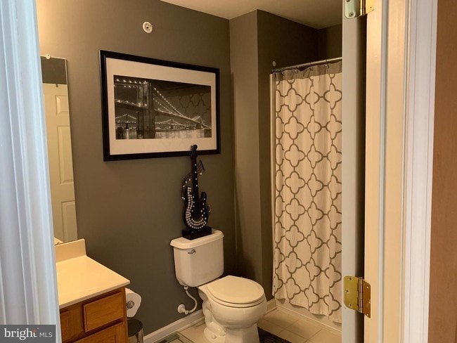 Building Photo - 10 Old Stock Ln