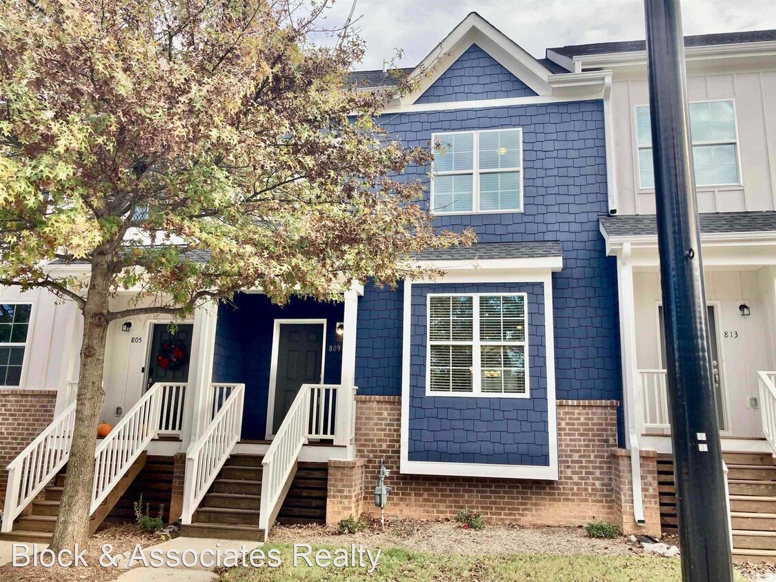 Primary Photo - 3 br, 2.5 bath House - 809 S Franklin Street
