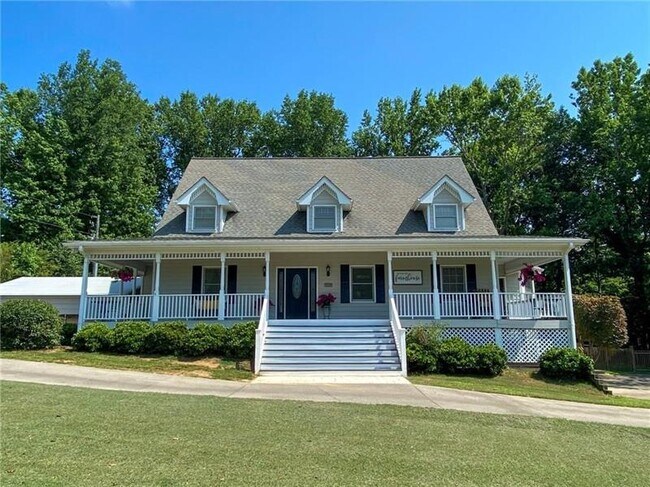 Building Photo - 4900 Spot Rd