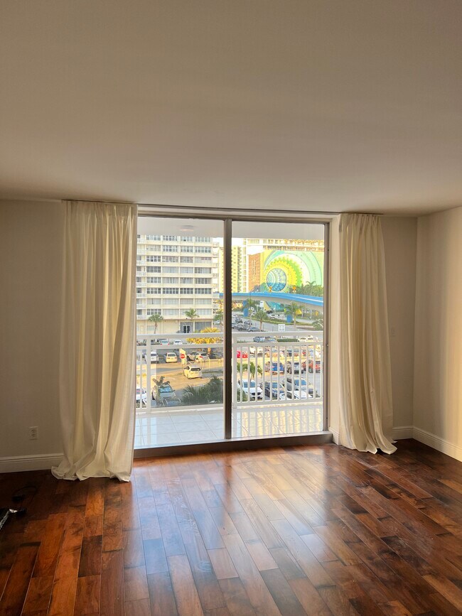 1849 S Ocean Dr Unit 409, Hallandale Beach, FL 33009 Condo for Rent