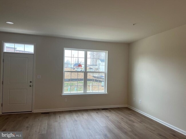Foto del edificio - 116 Waywood Ln