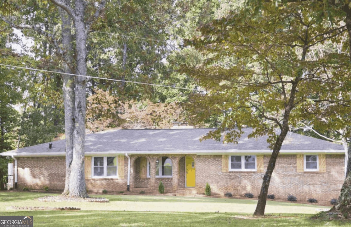 Primary Photo - 757 Kenwood Rd