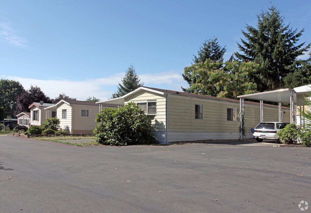 Foto principal - Westhill Mobile Manor