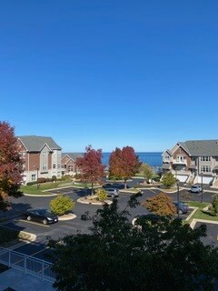 Primary Photo - 3862 S Lake Dr