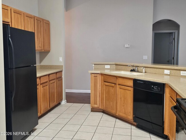 Foto del edificio - 1876 Creekview Dr