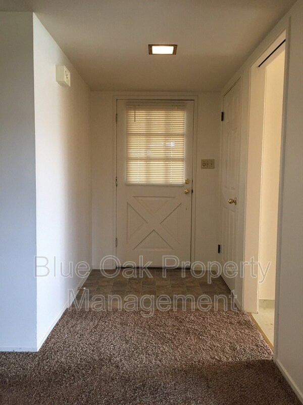 Foto del edificio - 252 Connors Ave