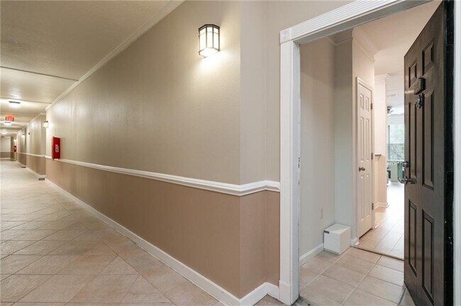 Building Photo - 1128 Westchester Ridge NE