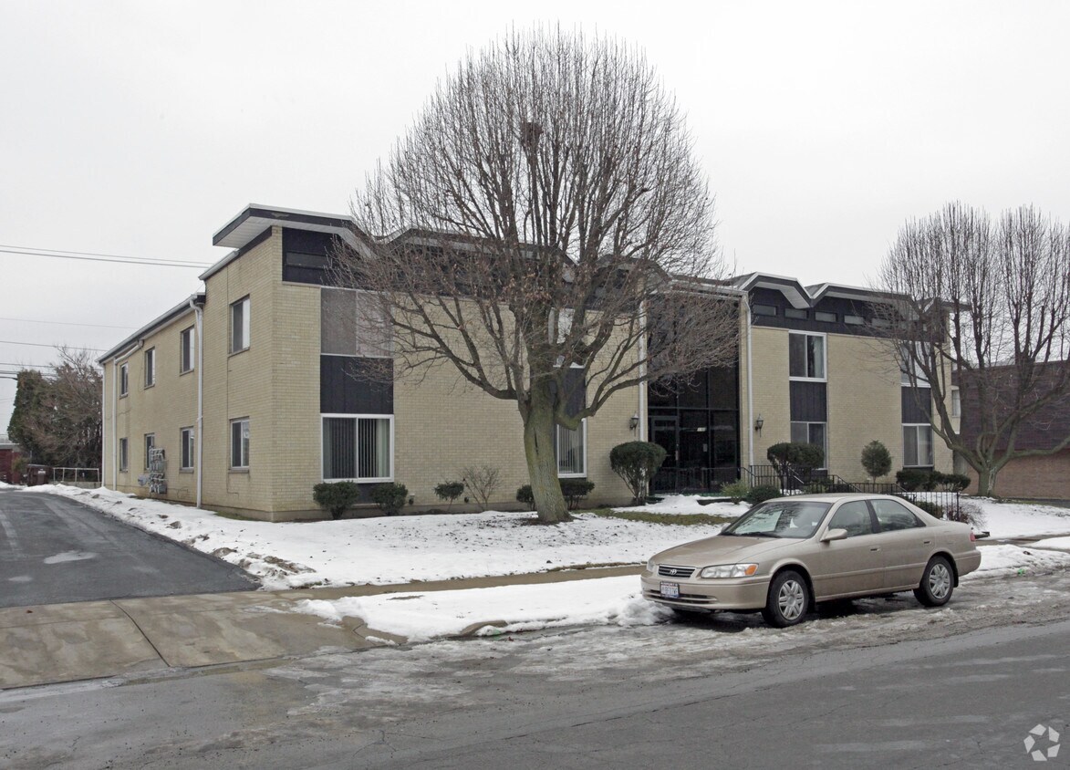 Building Photo - 3160 Valerie Arms Dr
