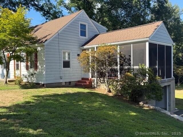 Building Photo - 120 Pansy Rd