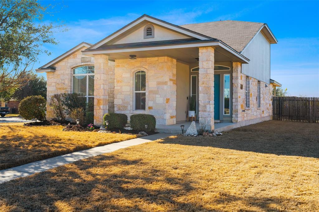 Primary Photo - 900 Washburn Dr