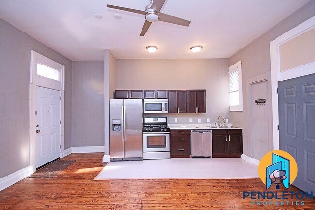 Foto del edificio - 521 E 13th St