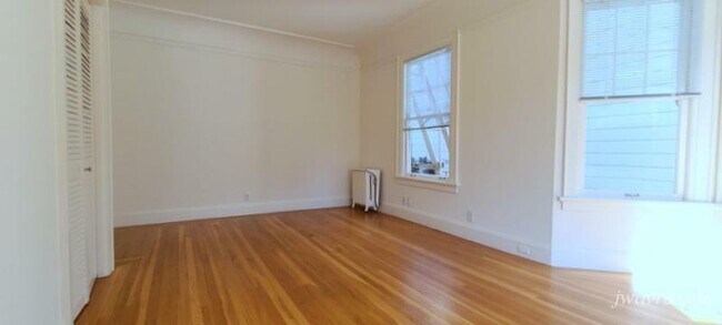 Building Photo - 2550 Fulton St