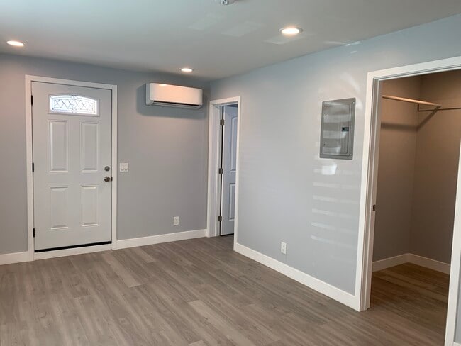 Walk-in closet space - 4230 Tuller Ave