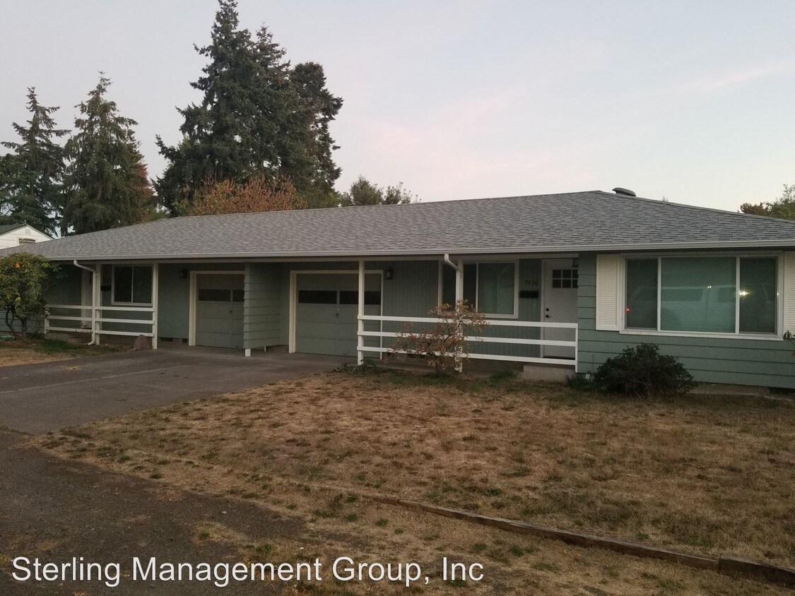 Primary Photo - 3970-3970 Crown Ave