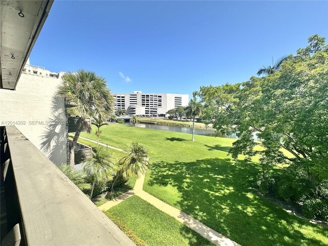 Building Photo - 8335 SW 72nd Ave