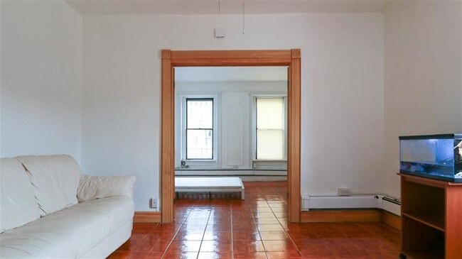 Foto del edificio - 35 Harmon St