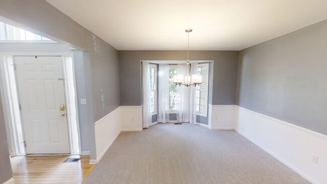 Building Photo - 1829 Michelle Ct