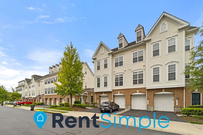Foto del edificio - 6791 Hampton Bay Ln