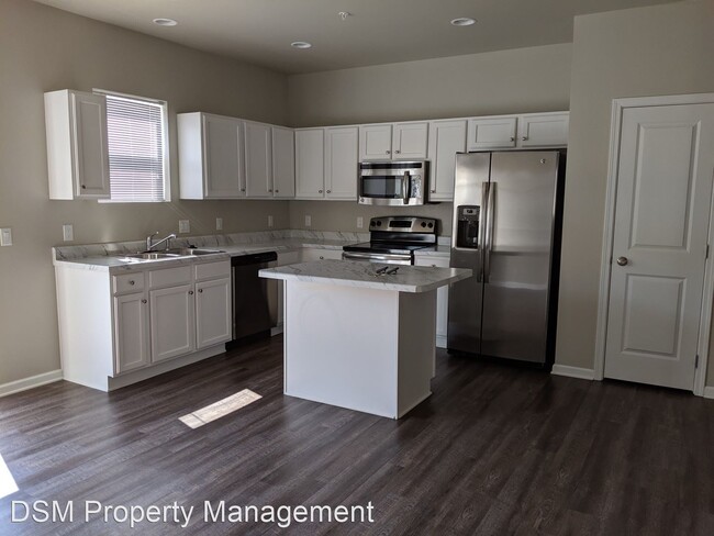 Building Photo - 6837 Jack London Dr