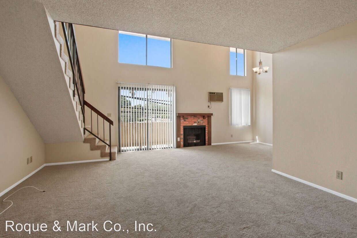 Primary Photo - 1 br, 1 bath Apartment - 3415 McLaughlin A...