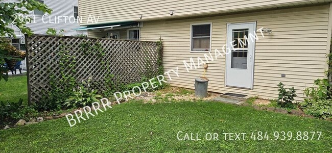 Building Photo - 2961 Clifton Ave