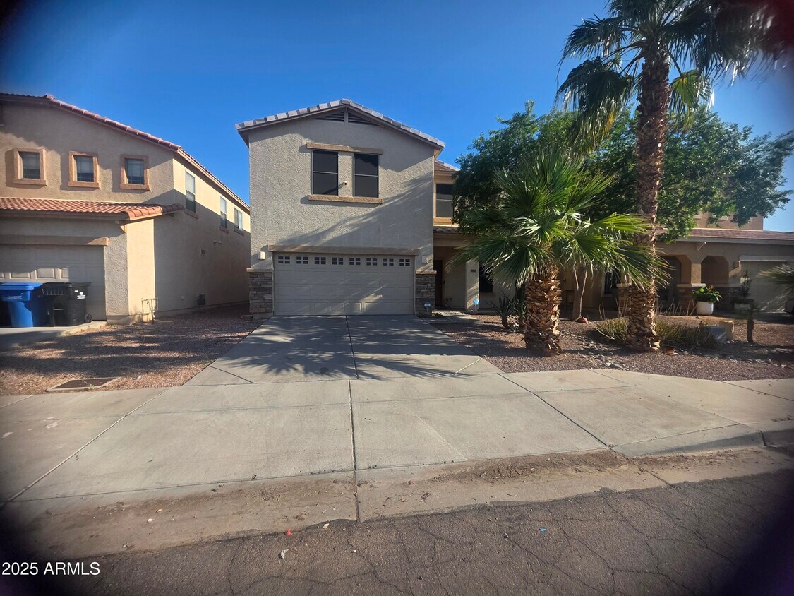 Foto principal - 9209 W Lewis Ave