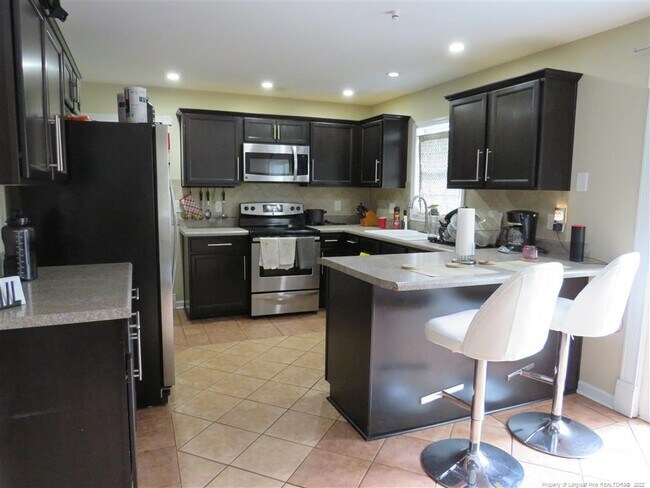 Building Photo - 5973 Monterey Ct