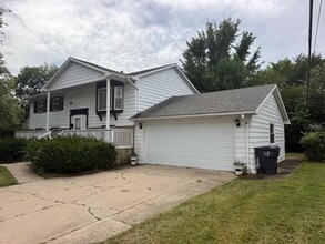 Building Photo - 15726 Avalon Ave