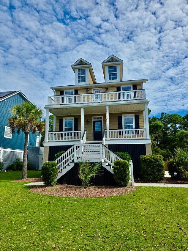 Foto principal - Elevated Four Bedroom in Rivertowne Countr...