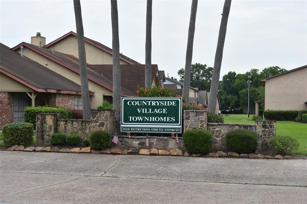 Primary Photo - 1806 Countryside Village Blvd