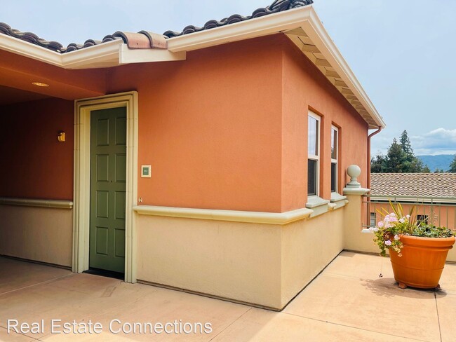 Building Photo - 2 br, 2 bath House - 19999 Stevens Creek B...