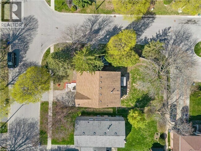 Building Photo - 54 Oriole Pkwy