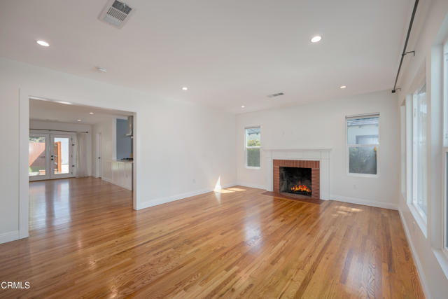 Building Photo - 2065 Casa Grande St