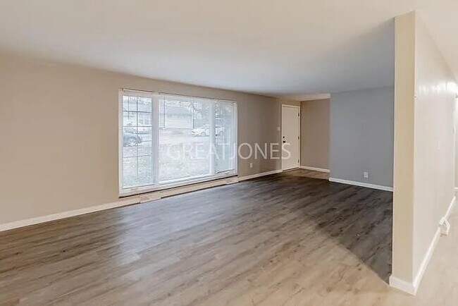 Foto del edificio - 4444 W Washington St