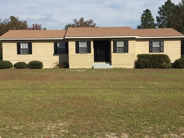 Foto principal - 811 Bennock Mill Rd