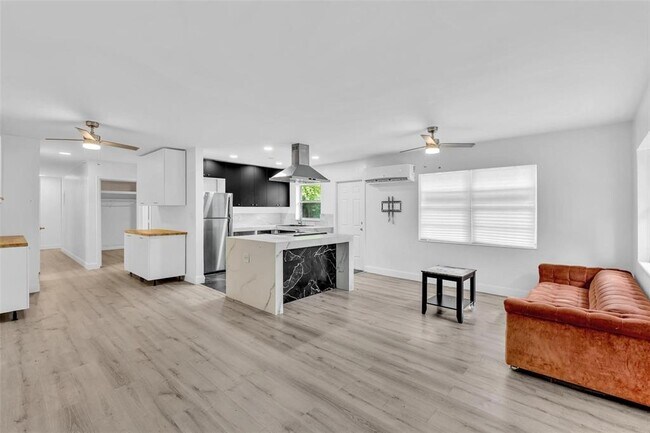 Foto del edificio - 1517 NW 8th Ave