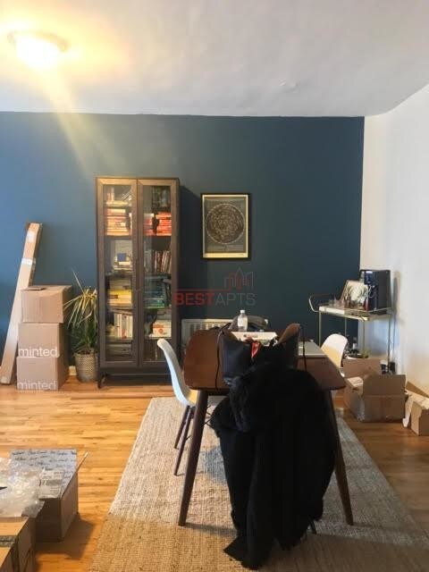 Foto del edificio - 340 E 73rd St