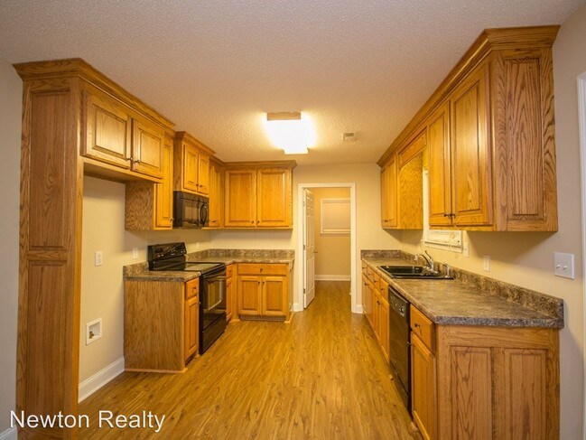 Building Photo - 3 br, 2 bath House - 29347 Maddox Street