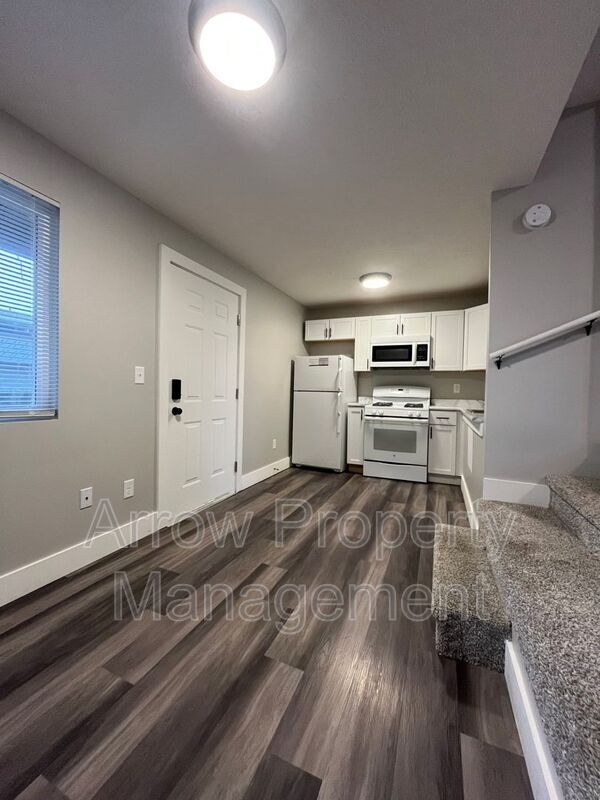 Foto del edificio - 877 N 26th St