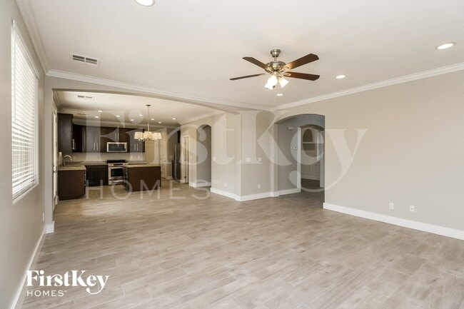 Foto del edificio - 837 E Cierra Cir