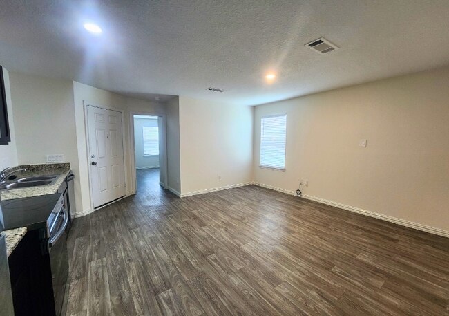 Foto del edificio - 9205 Kentshire Dr