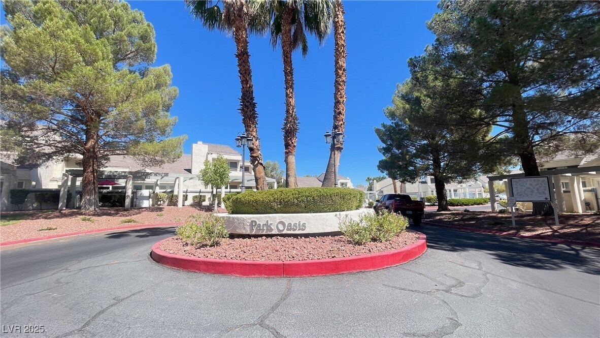 Foto principal - 8900 Antioch Way