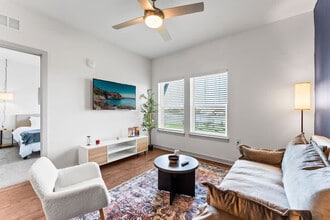 Building Photo - 14532 Star Water Rd