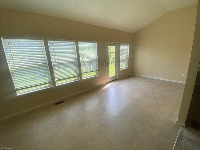 Building Photo - 1308 Wellingshire Cir