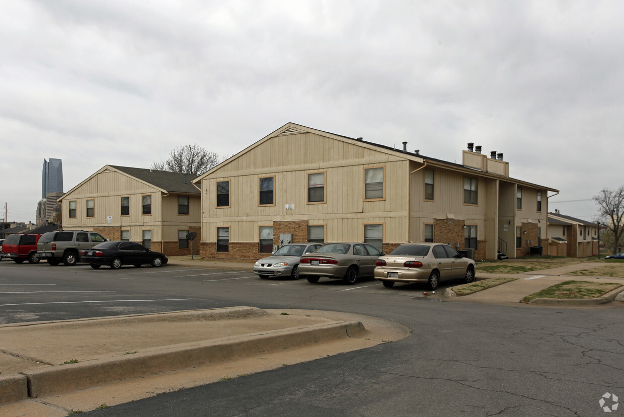 Primary Photo - Chaparral Townhouses